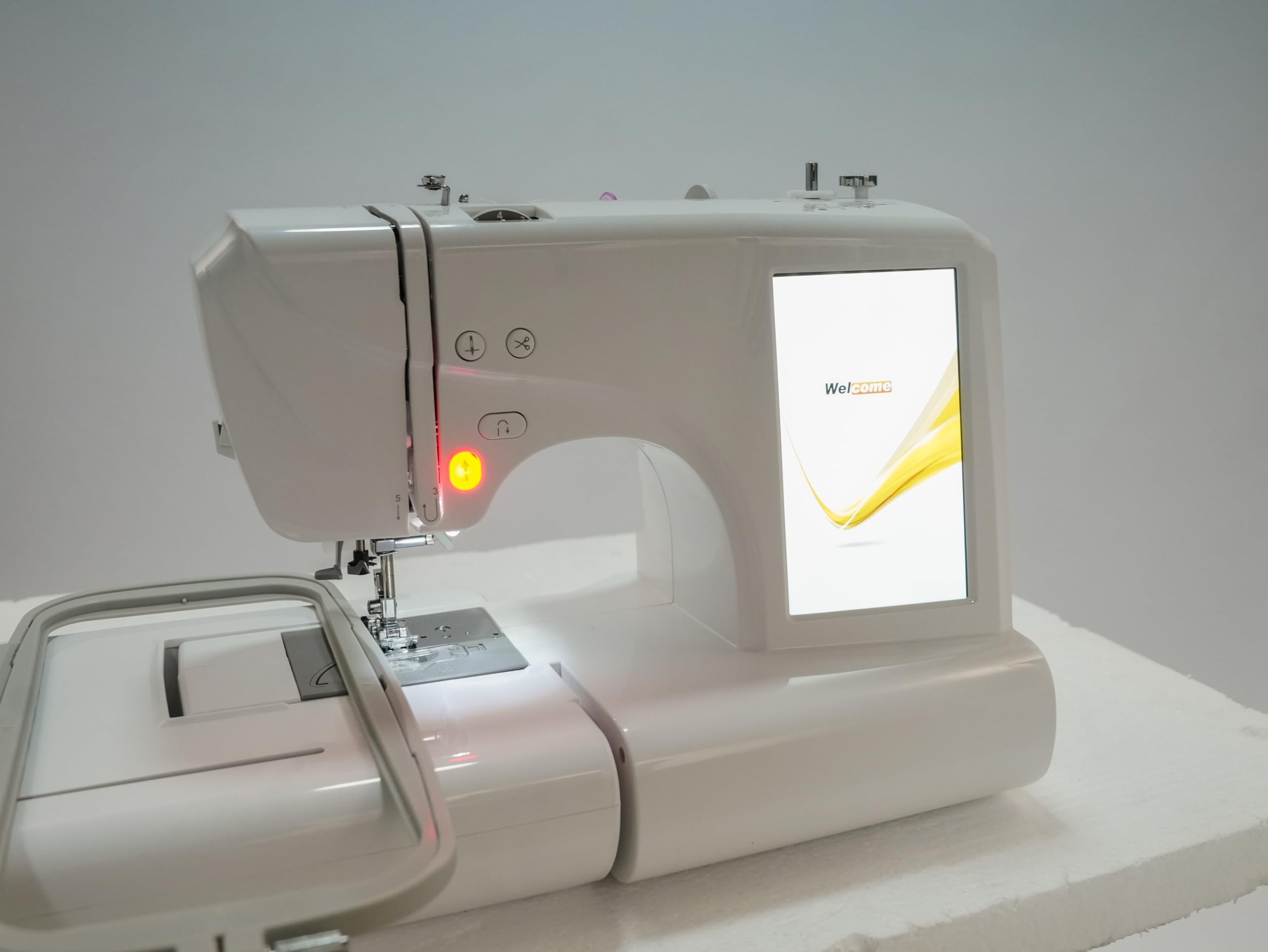 Computer Näh- und Stickmaschine,96 Stickmuster,162 Nähmuster | Kombi-Maschine zum Nähen und Sticken,USB-Musterimport, 7-Zoll-LCD-Bildschirm und LED-Nählicht Embroidery-Maschine