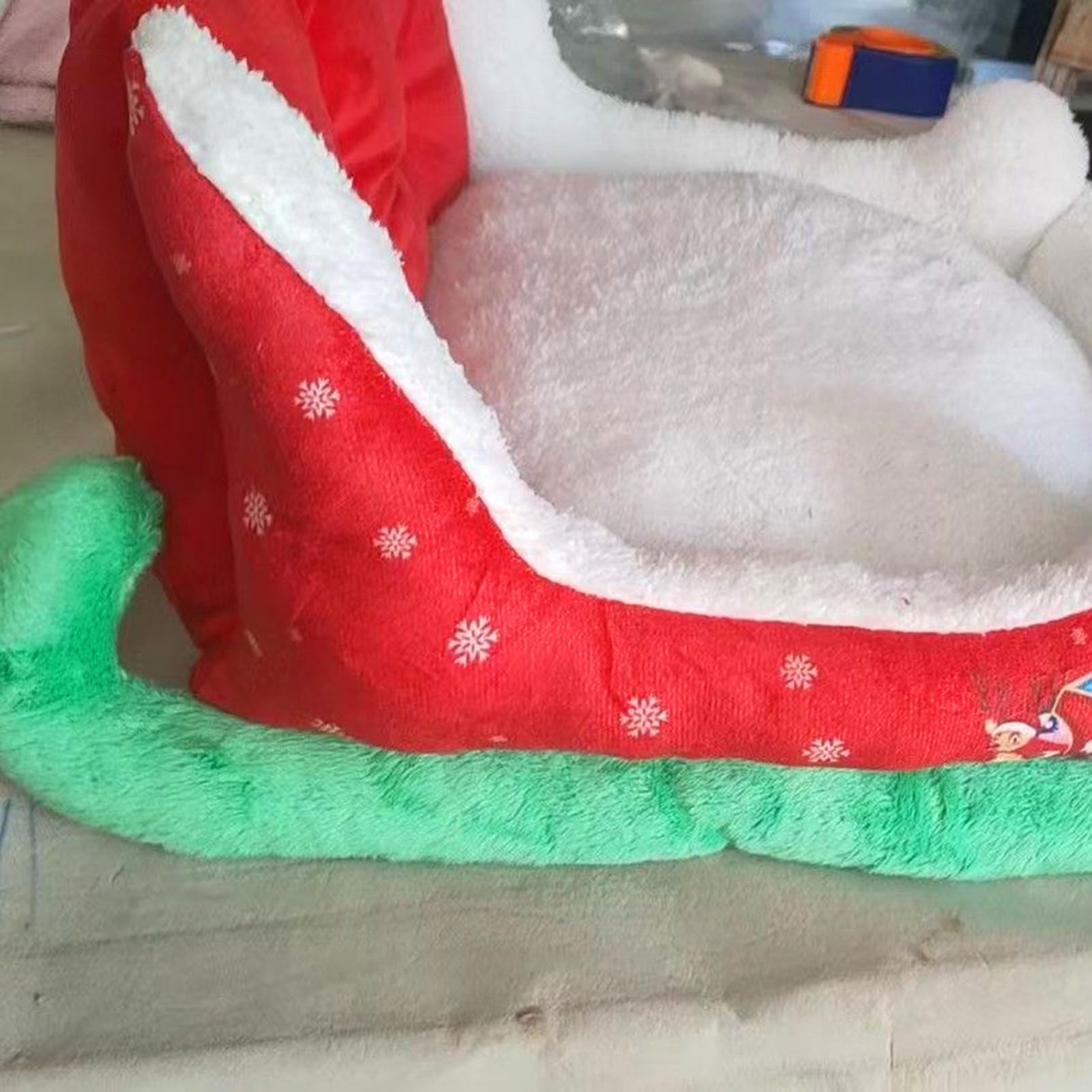 Genérico Cama Navideña con Forma De Trineo para Perro, 68 X 38 X 28 Cm, Cama Navideña De Peluche para Perro, Navideño De Papá Noel para Gato, Gatito, Cachorro Que Duerme Tranquilo En Invierno