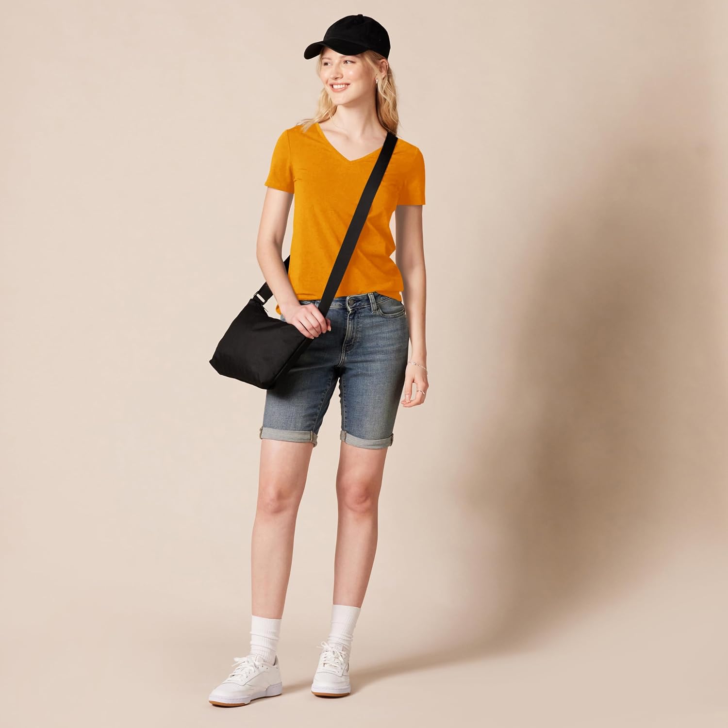 Amazon Essentials Women's Regular-Fit Short-Sleeve T-Shirt (Crewneck and V-Neck Options), Multipacks - Image 5