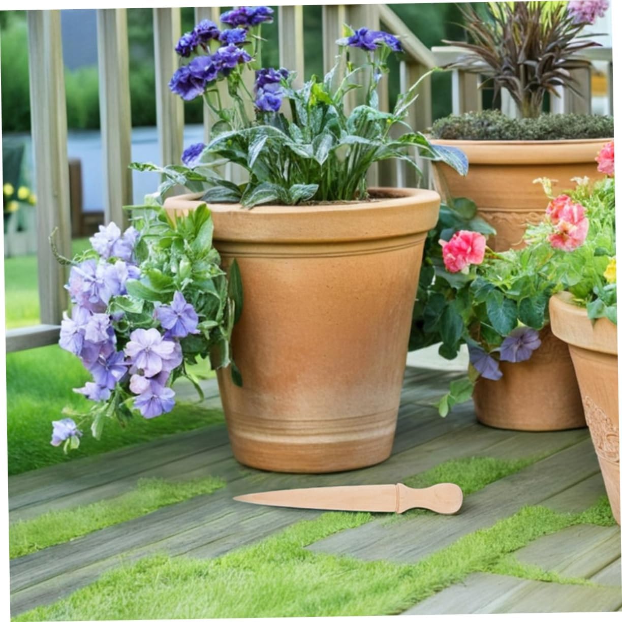 SUPVOX Gardening Planting Hole Puncher 6pc Wooden Handle Soil Digger Tool Comfortable Grip