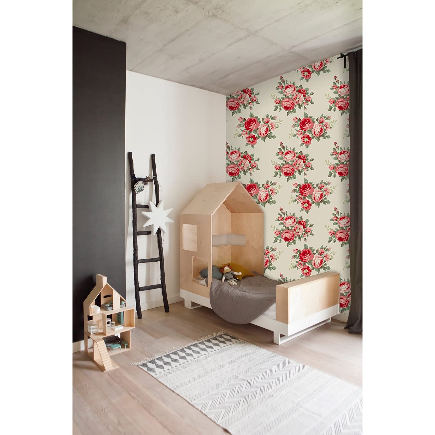 Papier peint intissé roses rouges pour sublimer le mur du salon