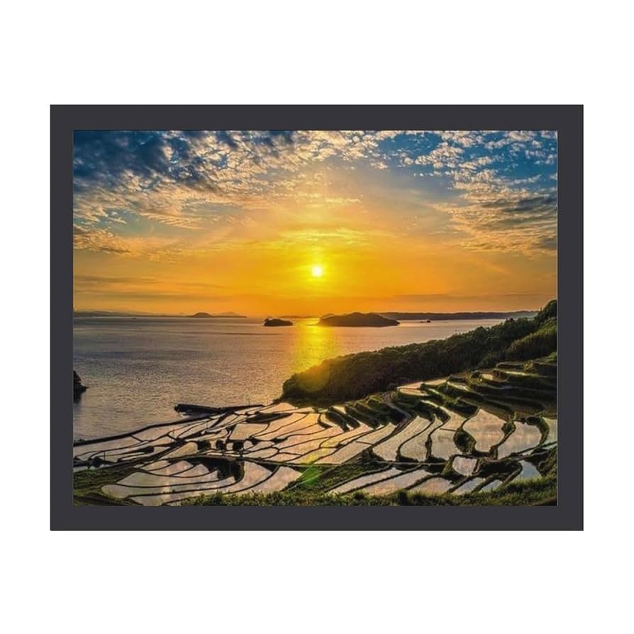 Amazon.co.jp: 日の出の海の向こうの田んぼ 絵画 絵 素晴らしい