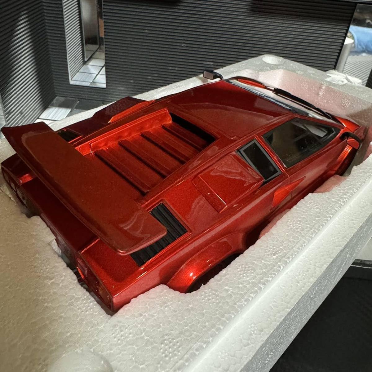 未展示品 GTスピリット 1/18 ランボルギーニケーニッヒ カウンタック