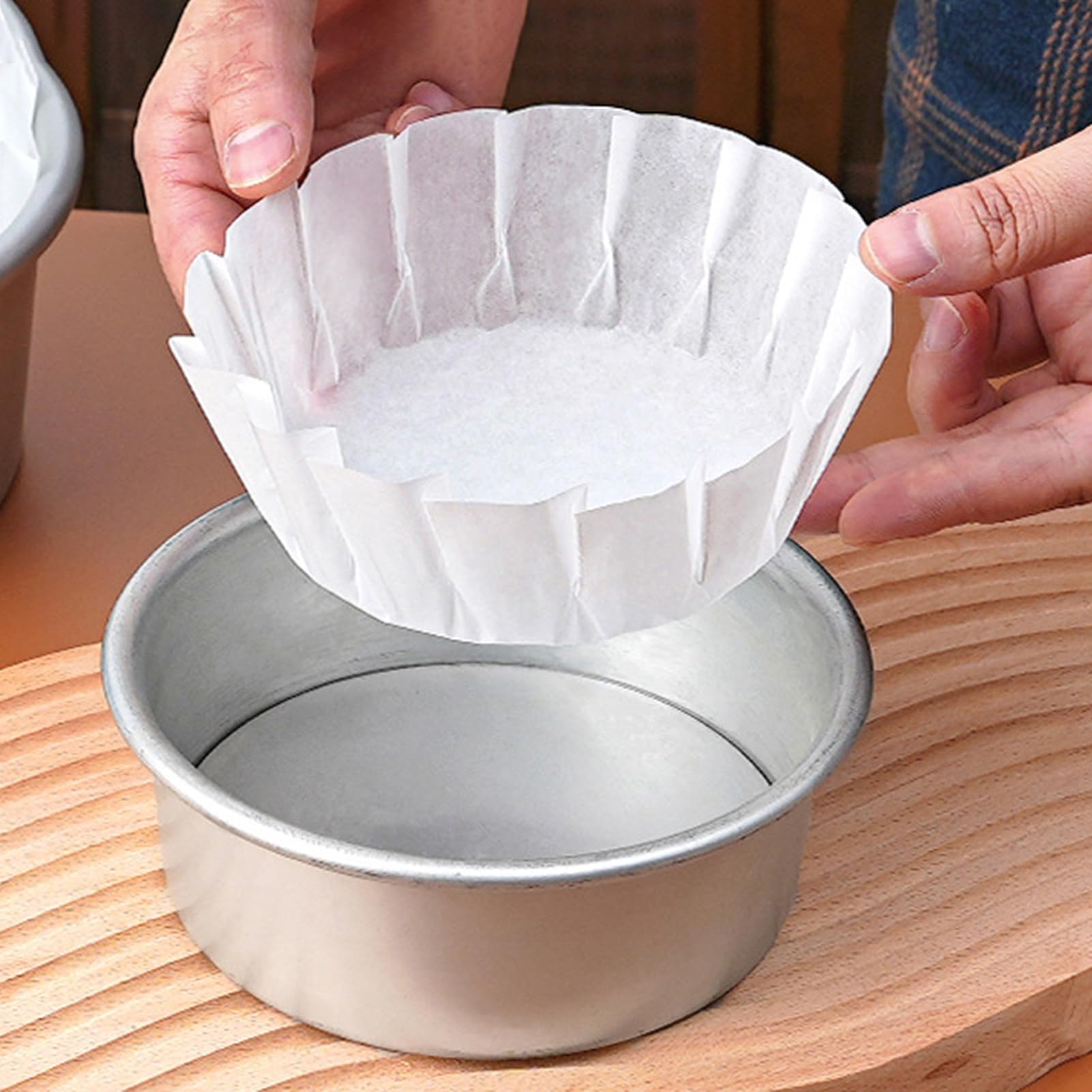 Moules à cupcakes pour la pâtisserie – Moules en papier sulfurisé pour mini muffins, parfaits pour les fêtes d'anniversaire, les mariages, les réunions à la maison et les occasions spéciales, blanc