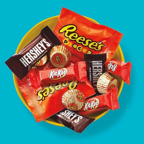 Vista 5 de REESE'S, HERSHEY'S and KIT KAT Miniatures - Caramelos surtidos de chocolate con leche y mantequilla de maní, envueltos individualmente, paquete