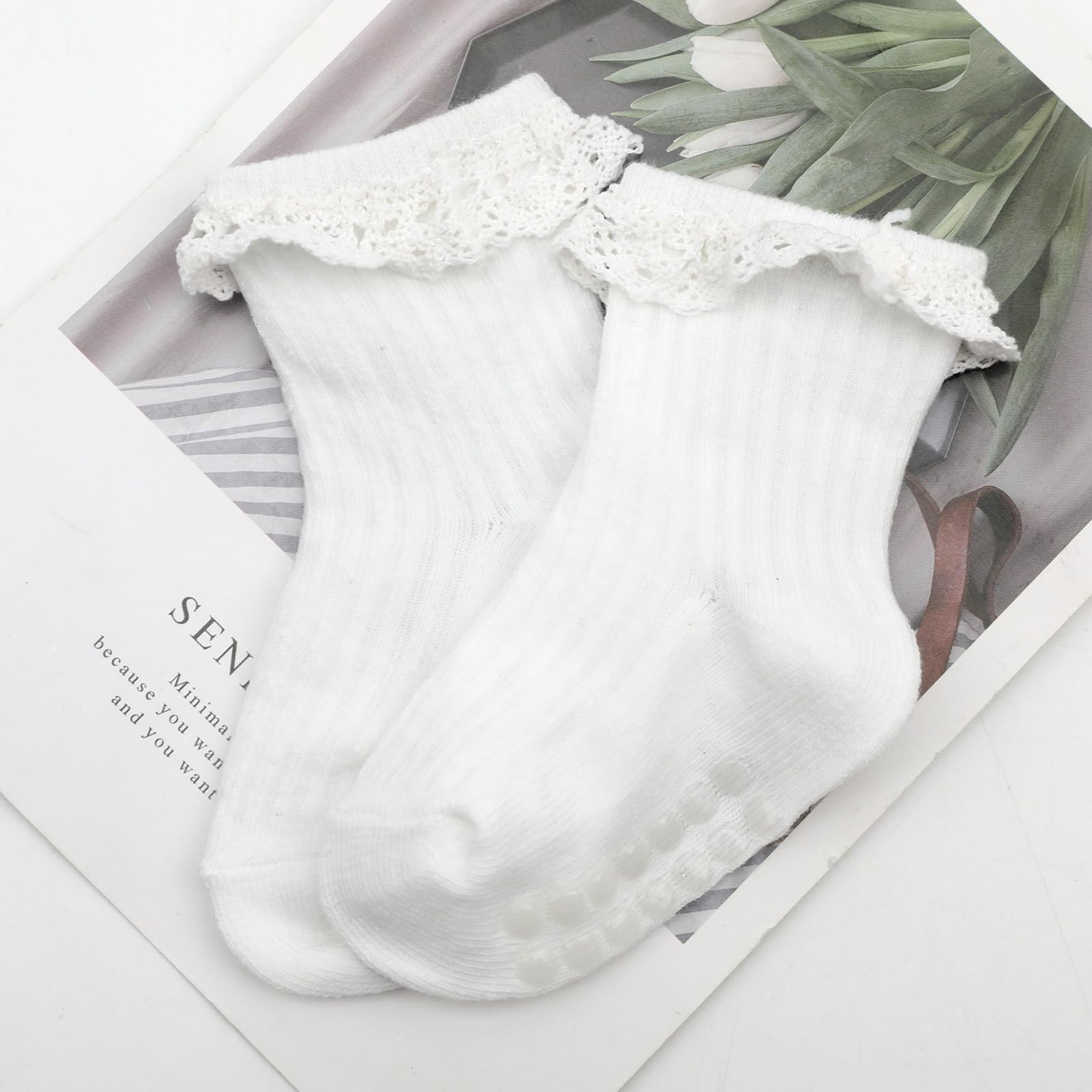 AQOKKA Calcetines para bebé niña con agarre antideslizante, bonitos volantes al tobillo, de algodón suave, calcetines para recién nacidos