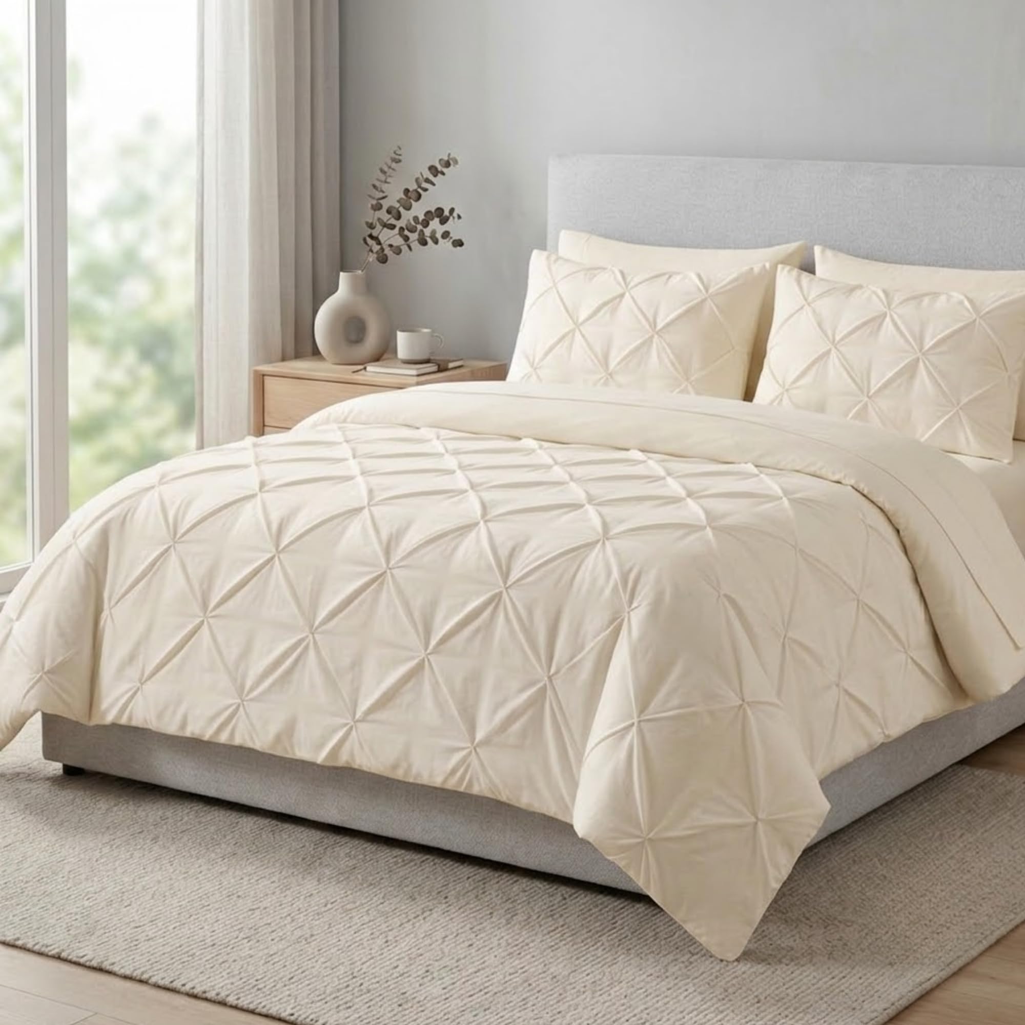 Z&A Homz Z&A Pintuck Cream Duvet Cover Set Single - Pinch Pleat Design, Soft Polyester Microfiber Quilt Cover With Pillow Cases - Easy Care, Wrinkle Free & Breathable Bedding Set