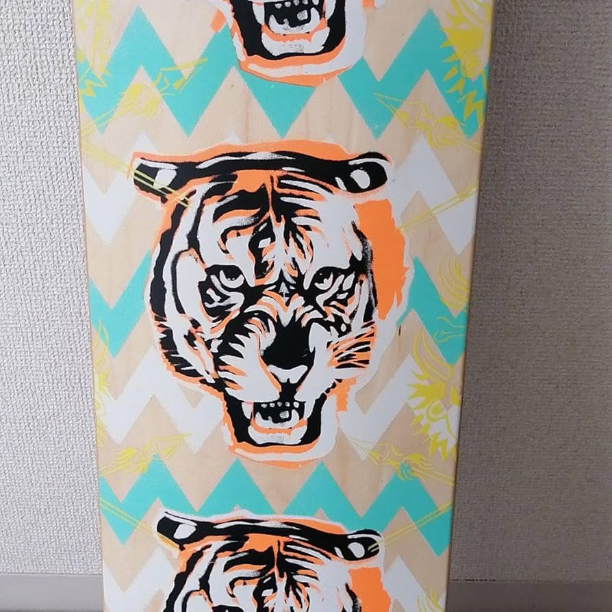 希少 レア✨ SANTA CRUZ サルバ Salbaモデル Tiger 8.6 希少 レア✨ SANTA CRUZ サルバ Salbaモデル Tiger 8.6 希少