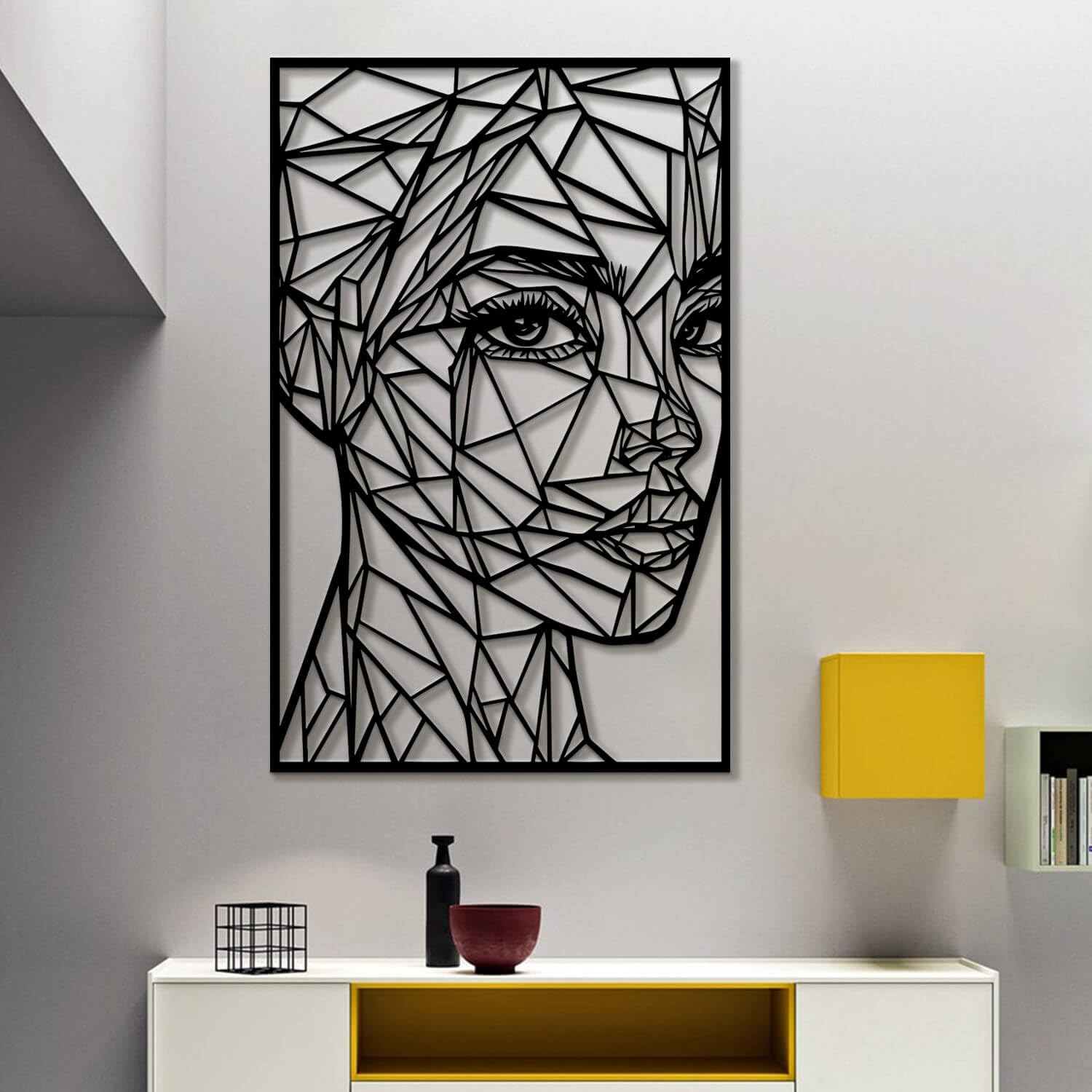 Décoration murale métal visage femme design abstrait salon