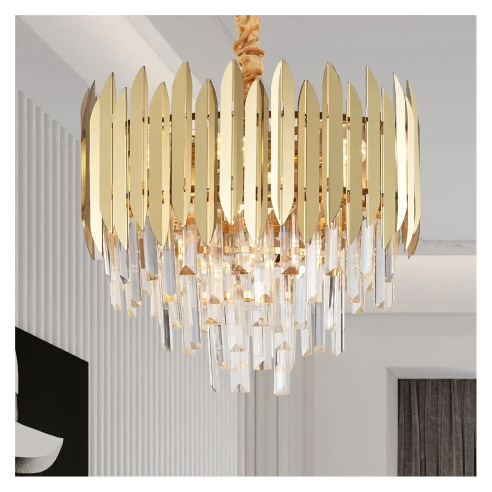 Lustre en cristal doré LED pour illuminer un salon sombre