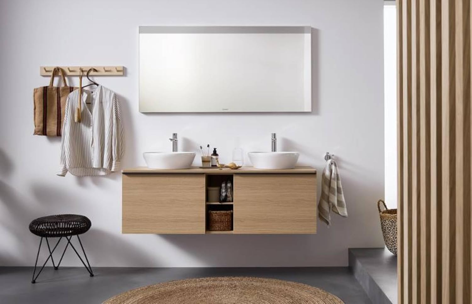 Duravit 2371400070 D-Neo 15-3/4" Circular Ceramic Pedestal Bathroom Sink