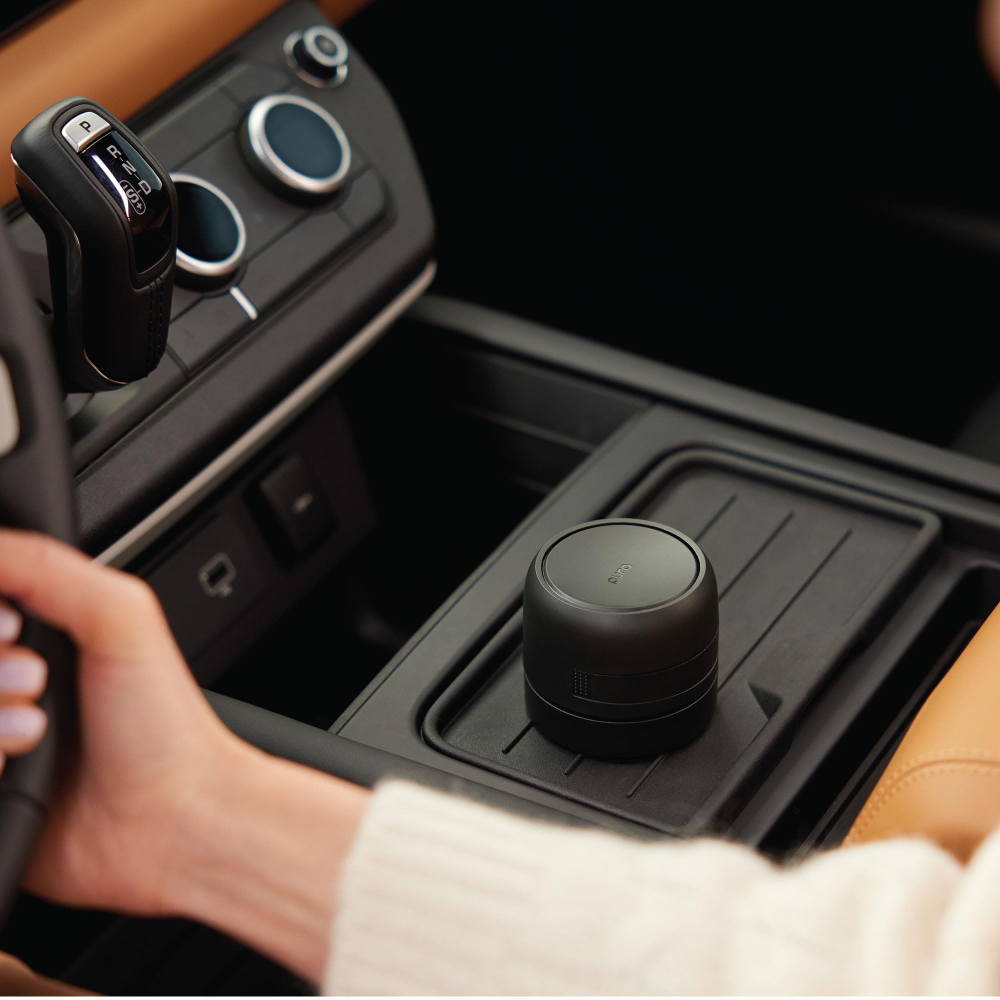 Thymes Pura Car Diffuser Refills 2 Pack of Vehicle Air Fresheners Air Freshener Car Accessories for Women Men — view 5