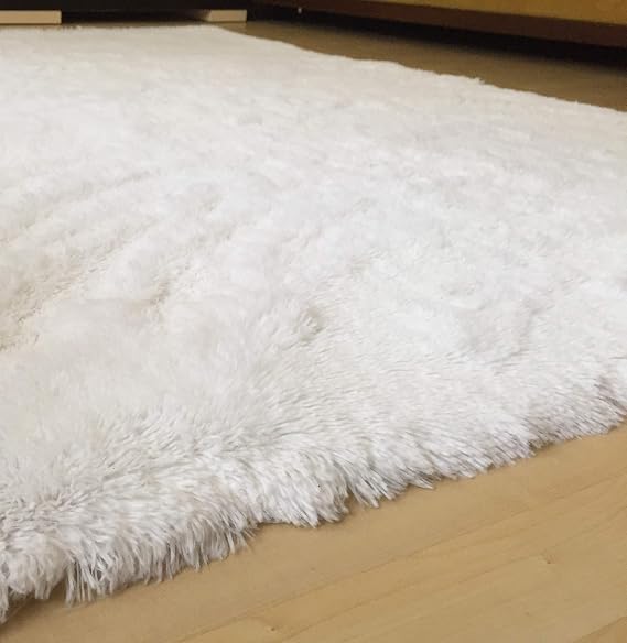 Rabbit Feather Decorative Post Carpet Snow White (100x150 cm)