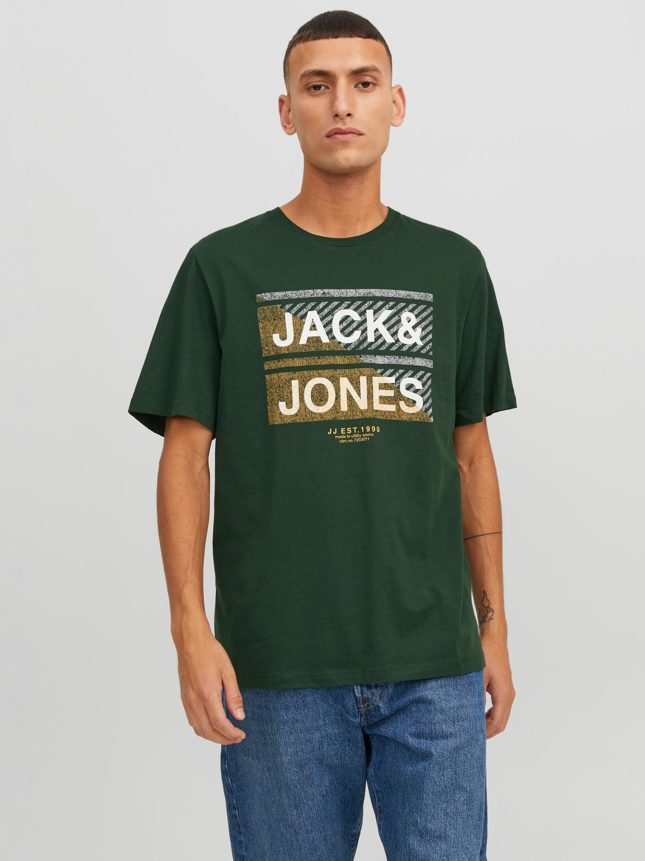 JACK & JONES Camiseta Hombre Pack de 3 – Manga Corta, Cuello Redondo, 100% Algodón, Básica y Casual, Diseño Estampado, Negro/Verde/Blanco