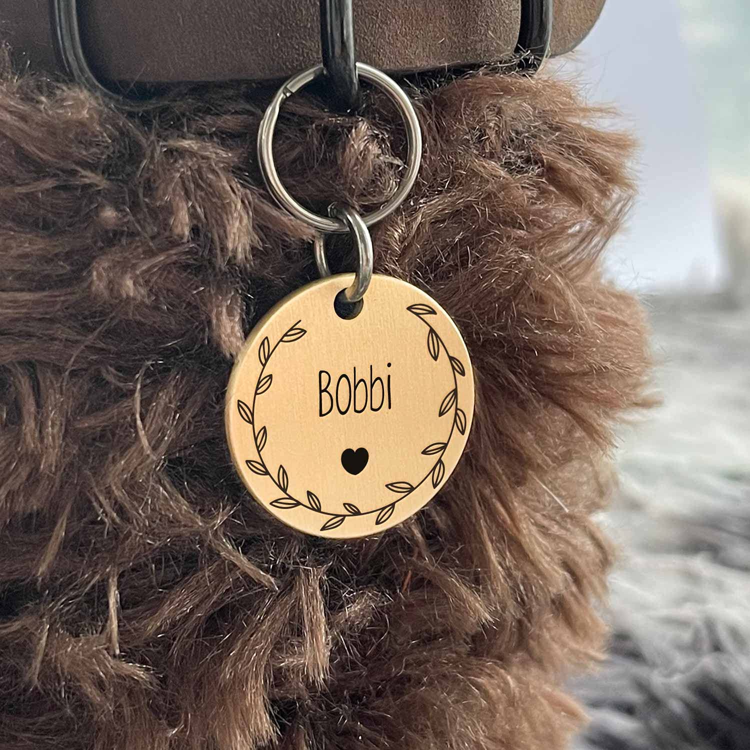 Style Corolla Élégance Médaille Chiens Chat en Acier Chirurgical 316, Gravure Profonde, Polissage des Bords, Double Face - Met en Valeur l'Élégance de Votre Chat