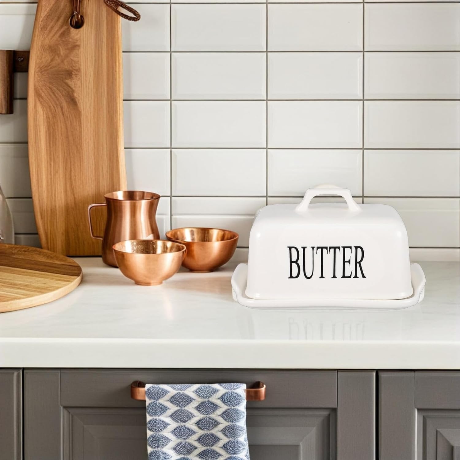 Hardwearing Ceramic Butter Dish with Lid for Countertop Airtight Porcelain Butter Keeper Tray for Kitchen Organization and Freshness Preservation