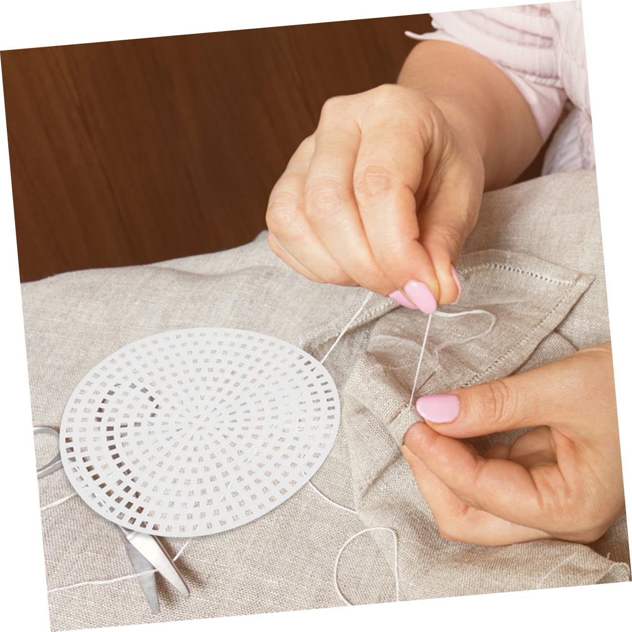 TOPPERFUN 6pcs Round Knitting Sheets Portable Cross Stitch Sheets Mesh Material Handmade Quilting for DIY Projects
