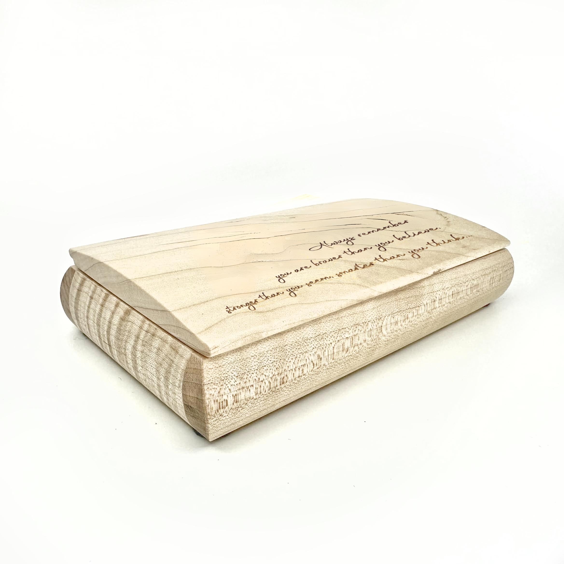 Mikutowski Woodworking Always remember you are braver than you believe, stronger than you seem, smarter than you think, & loved more than you know - Caja de recuerdo de madera, USA-08AR
