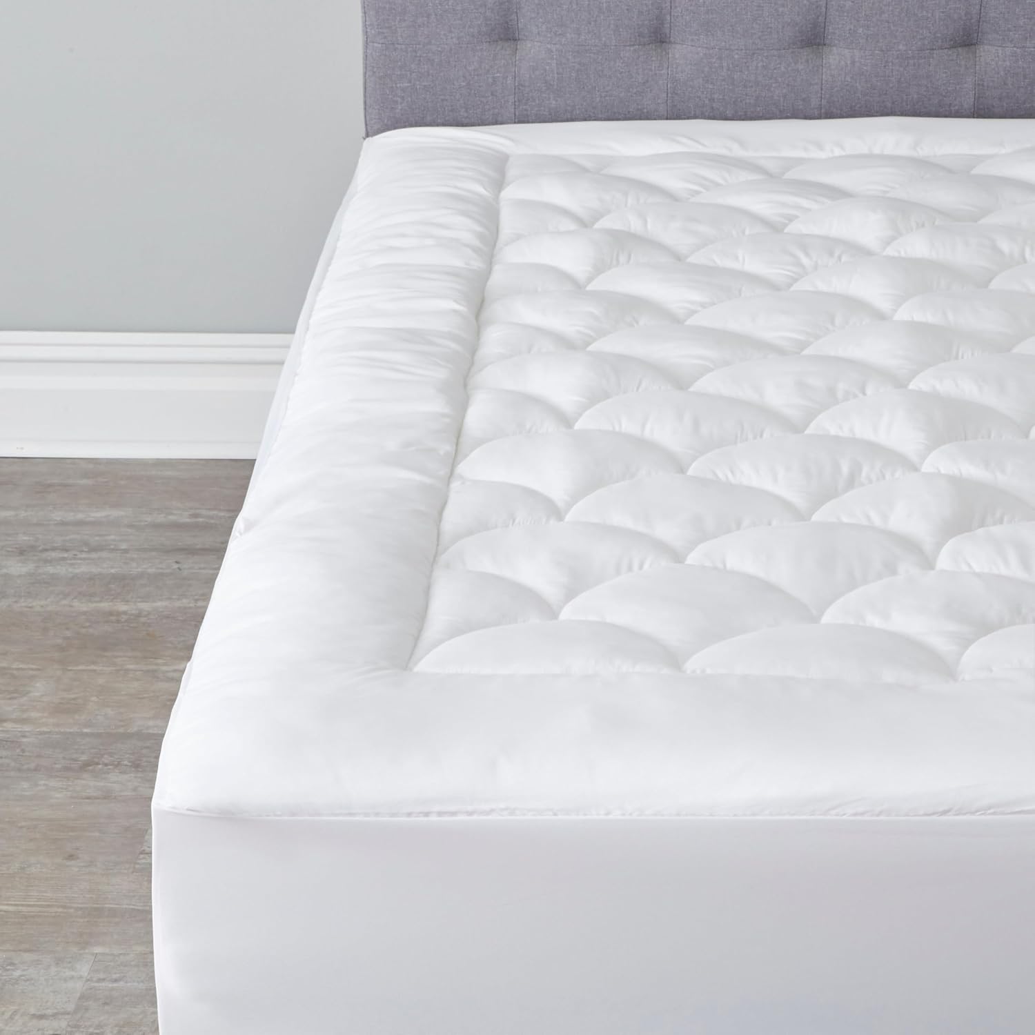 BrylaneHome Magic Cloud Mattress Pad - King, White