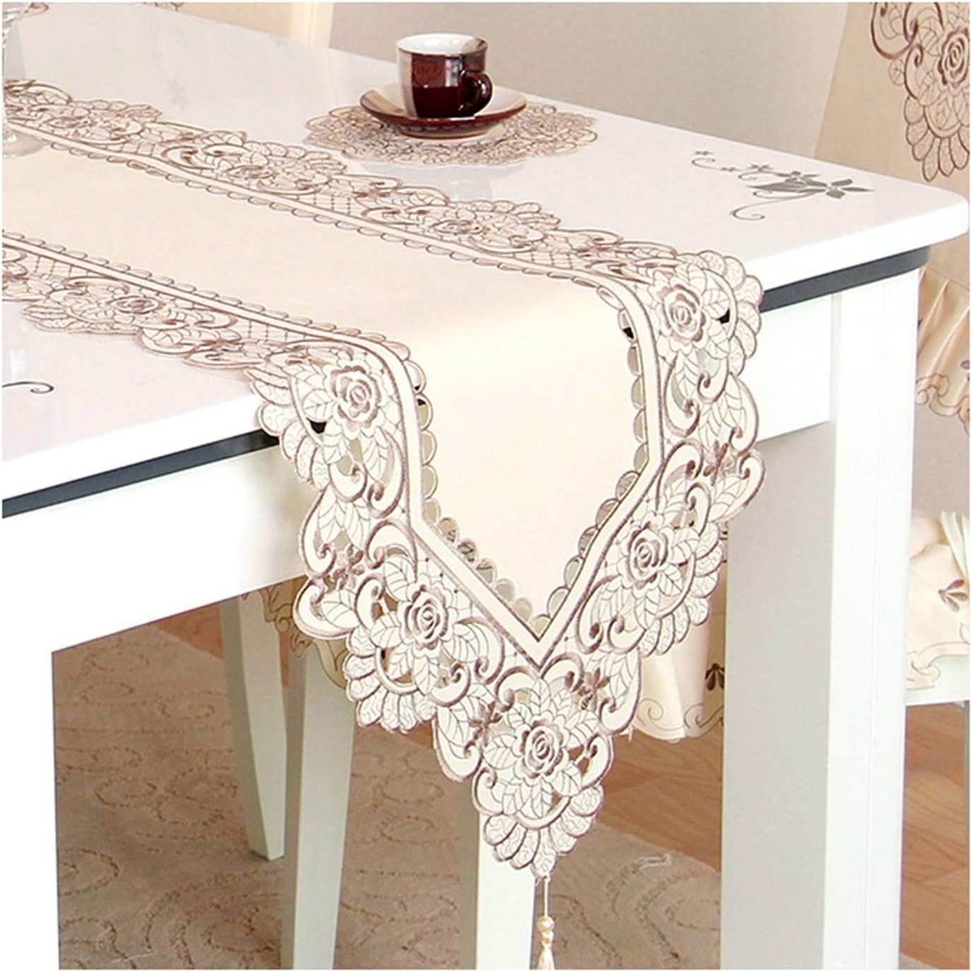 Daesar Table Runner 16x90 Inch, Polyester Table Runners Beige Table Runners Embroidered Flower End Table Runner Christmas