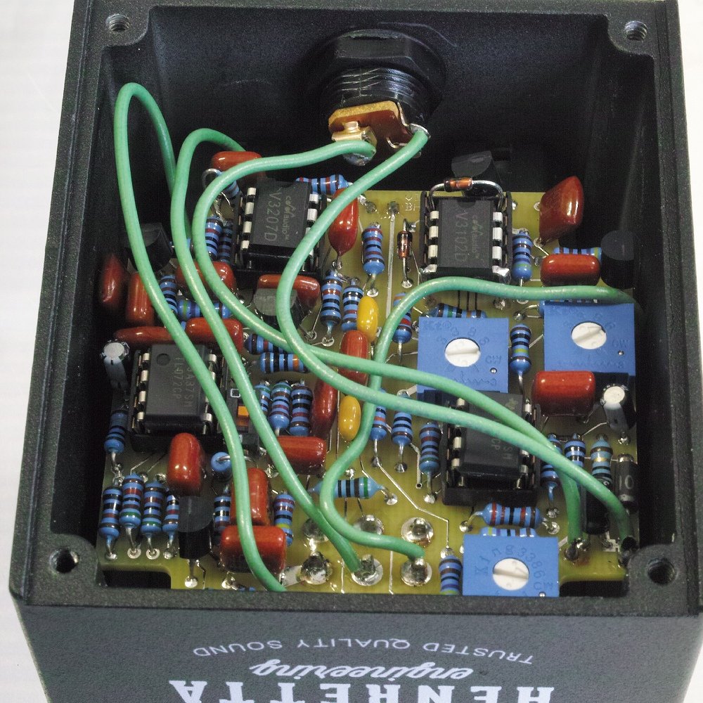 ギター Henretta Engineering Black Hole Chorus Henretta Engineering - Black Hole Chorus – LEP INTERNATIONAL