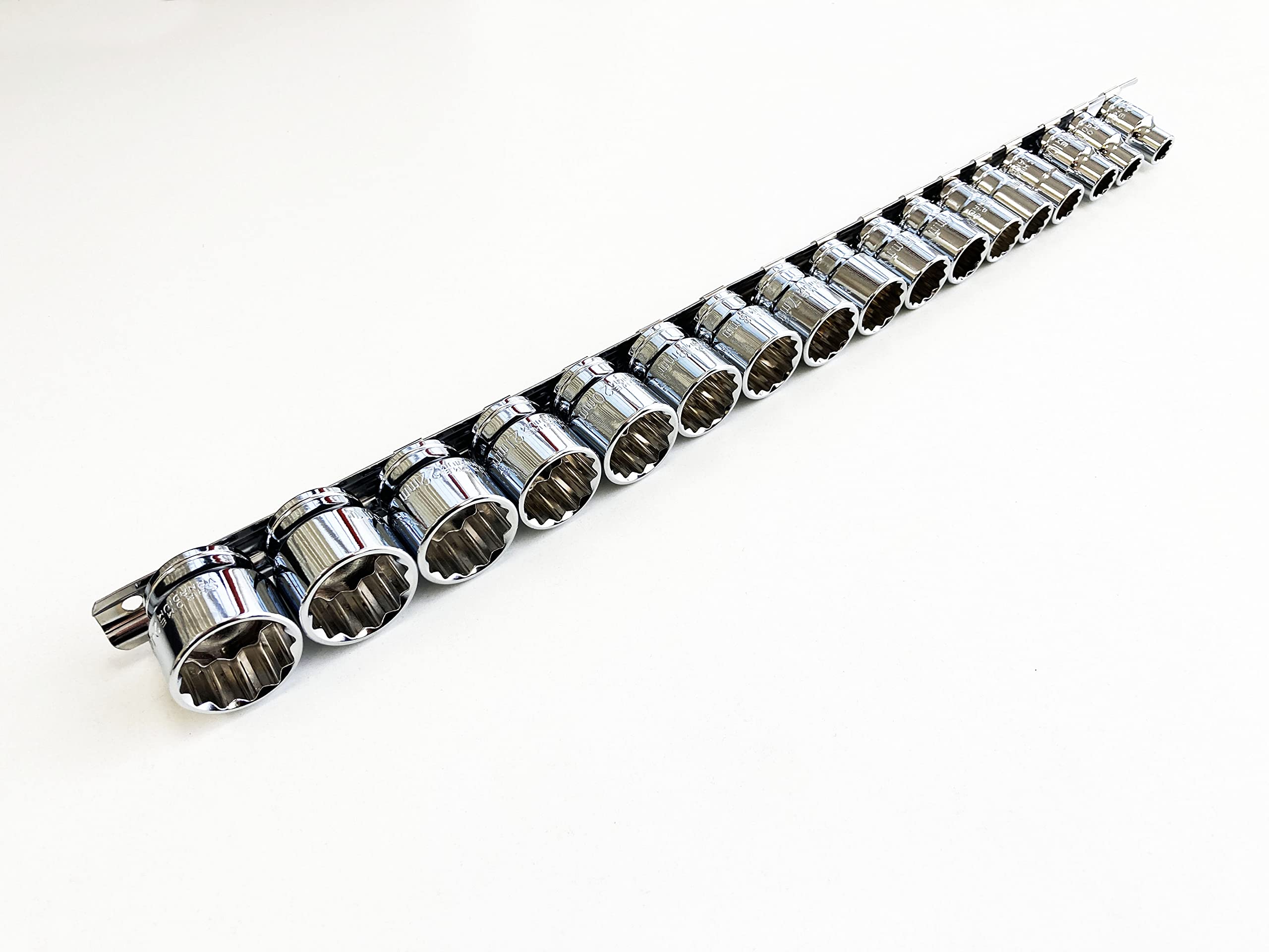 Toolzone 17 Pc 3/8" 12 Sided Shallow Crv Sockets On Rail