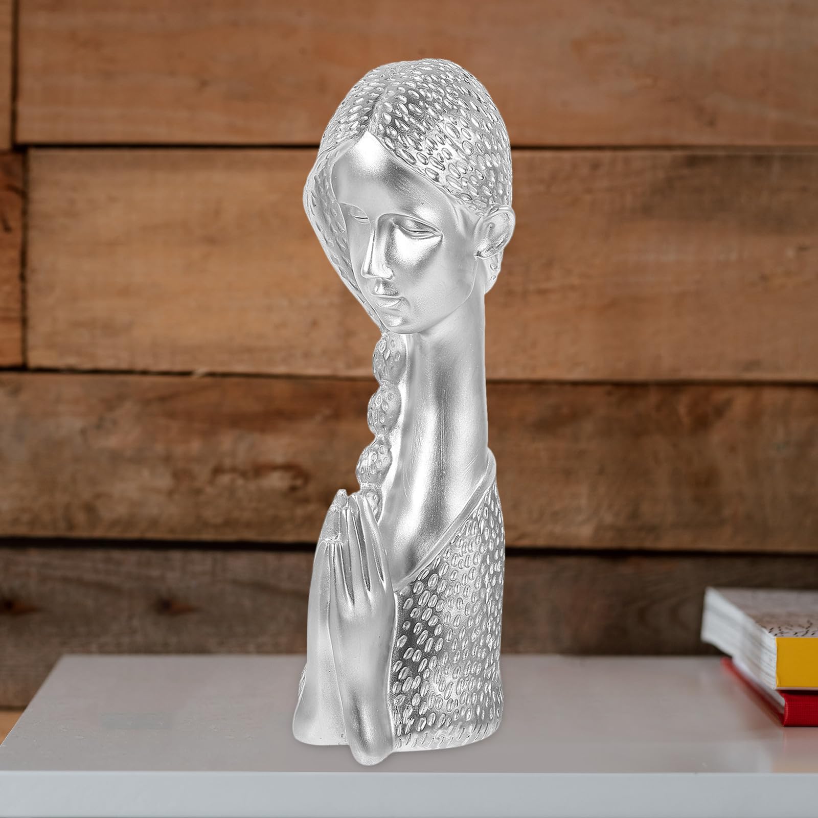 Busto Artesanal de Resina Niña Rezando Estilo Nórdico Minimalista