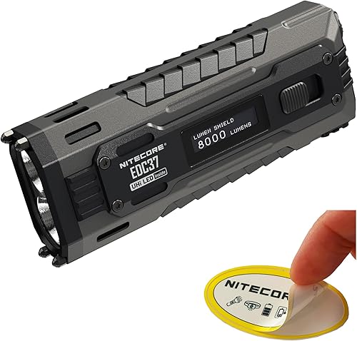 Nitecore EDC37 - Linterna de forma plana de 8000 lúmenes, carga rápida USB-C con pantalla OLED digital y adhesivo de bloqueo de seguridad