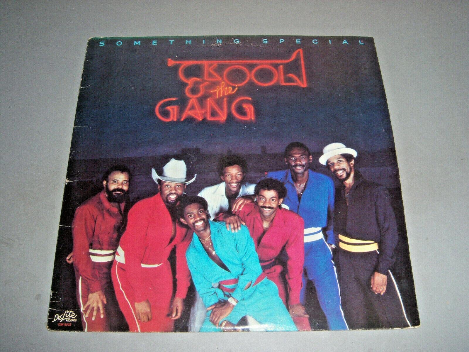 Amazon.com: Kool & The Gang Something Special 1981 De-Lite DSR