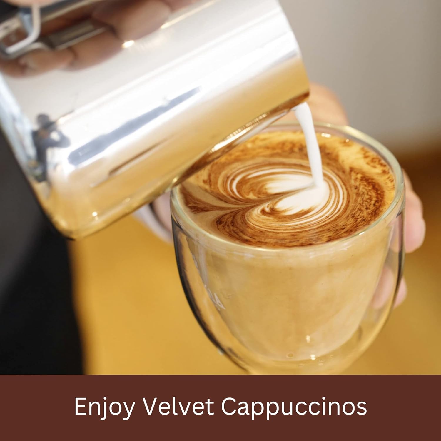 Velvet cappuccino with latte art