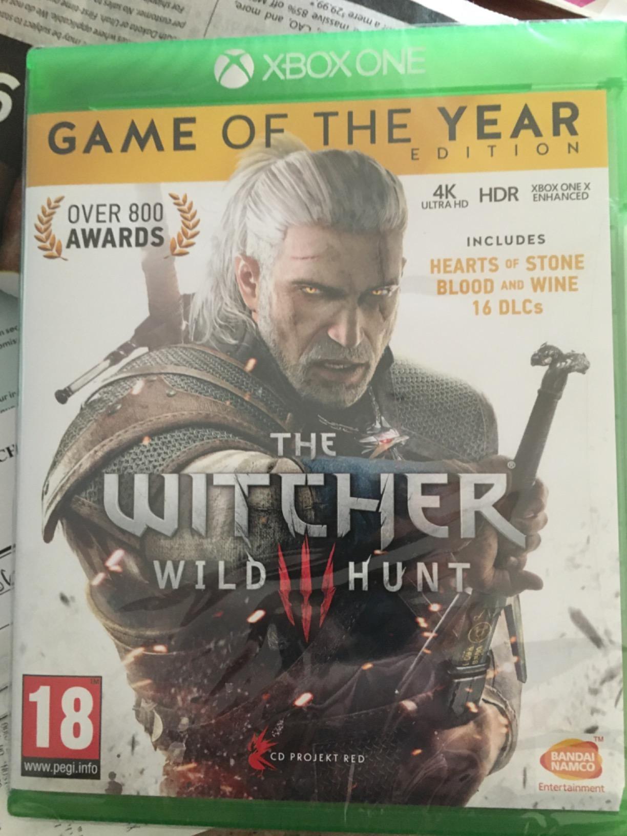 Amazon.com: The Witcher 3 Game of the Year Edition (Xbox One) : Video Games