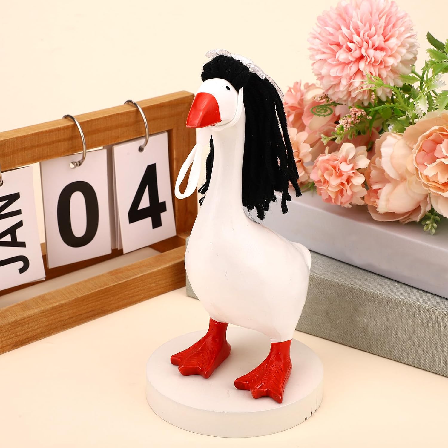 3pcs Short Wigs for 7in/17.78cm Desk Goose, Mini Porch Goose Wig Set Tabletop Desktop Geese Statue Hair Outfits Costume Accessories & Decorations (Gold-Colored, Brown, Black)