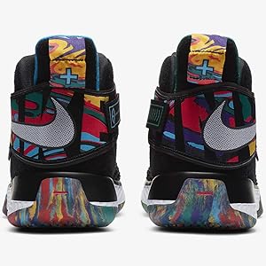 NIKE - NIKE エア　ズーム　UNVRS フライイーズ Amazon | [ナイキ] エア ズーム UNVRS フライイーズ 001