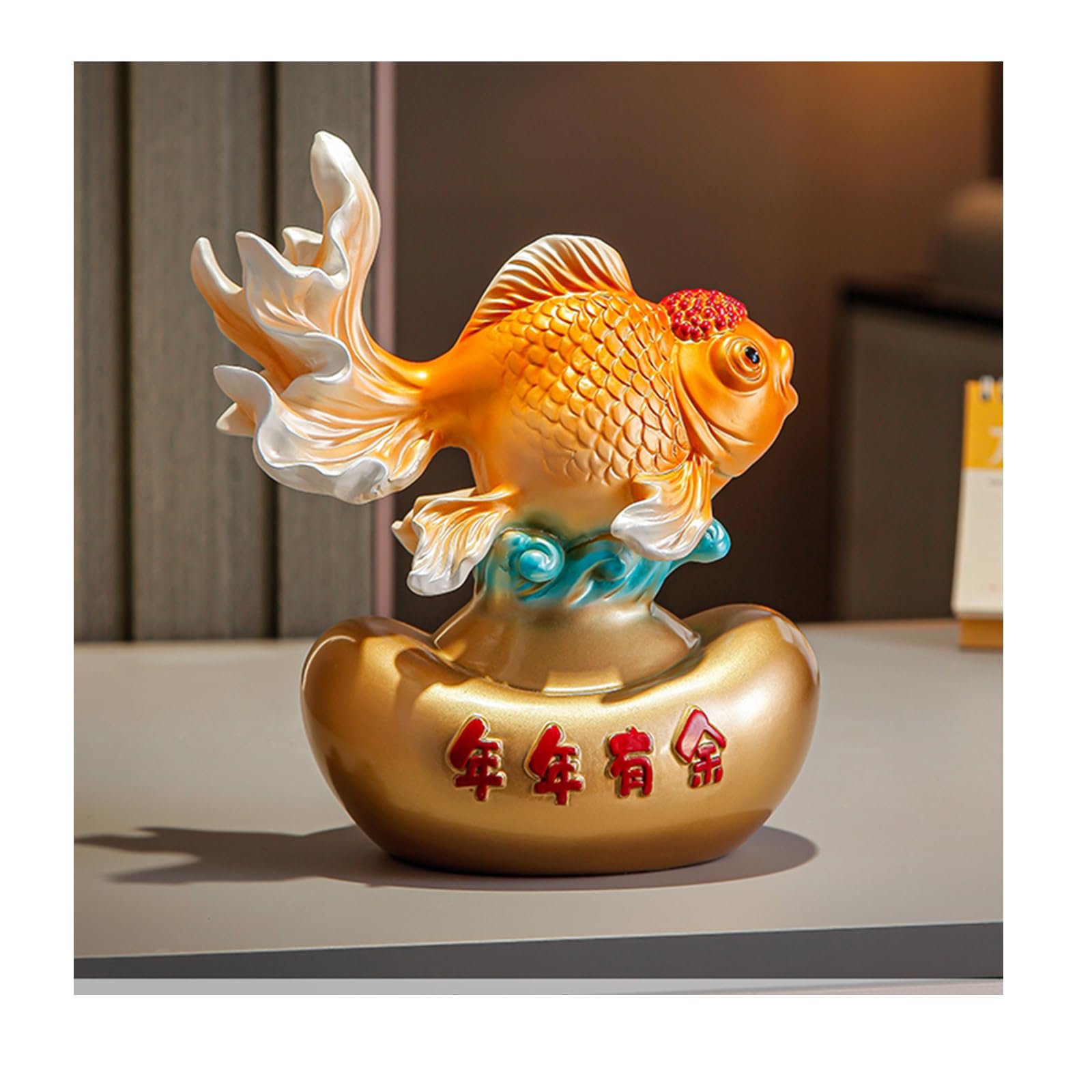 鯉の置物　オブジェ　富と幸運　金運　魚 鯉の置物 オブジェ 富と幸運 金運 魚