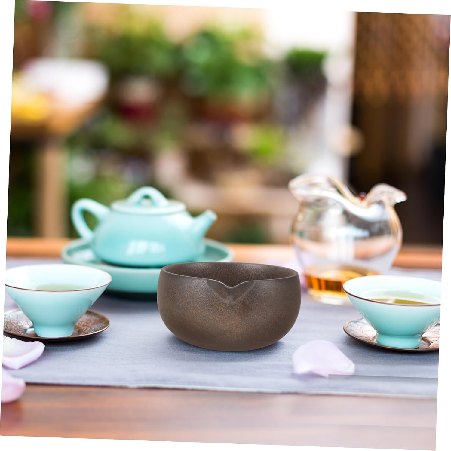 Japanese Style Ceramic Tea Bowl with Spout for Matcha and Traditional Tea Ceremony Pottery Cup for Home Use Heat Retaining Japanese Chawan and Cultural Experience