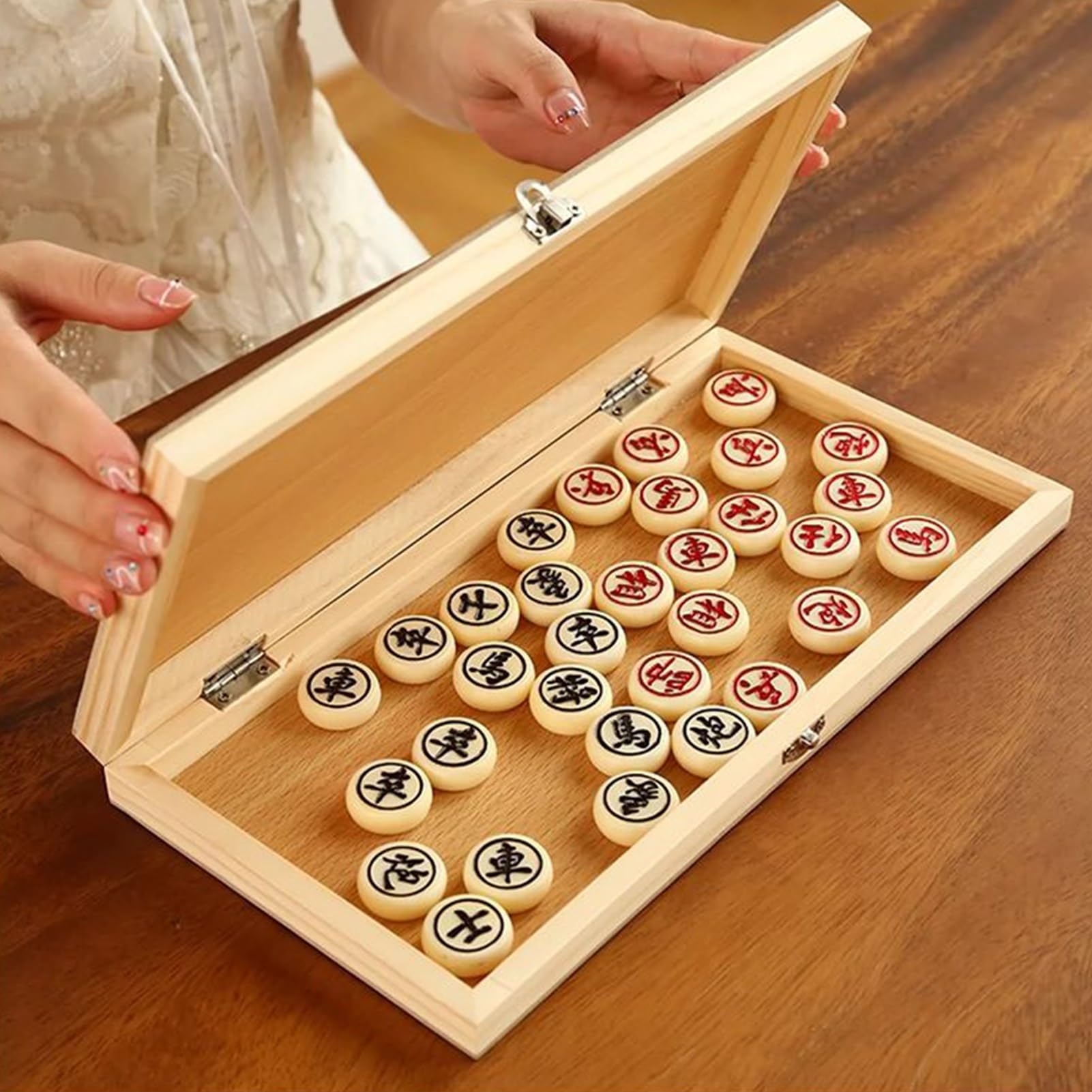 Magnetisches Chinesisches Schach Aus Holz - Klappbares Xiangqi Reisespiel Mit Acryl Figuren