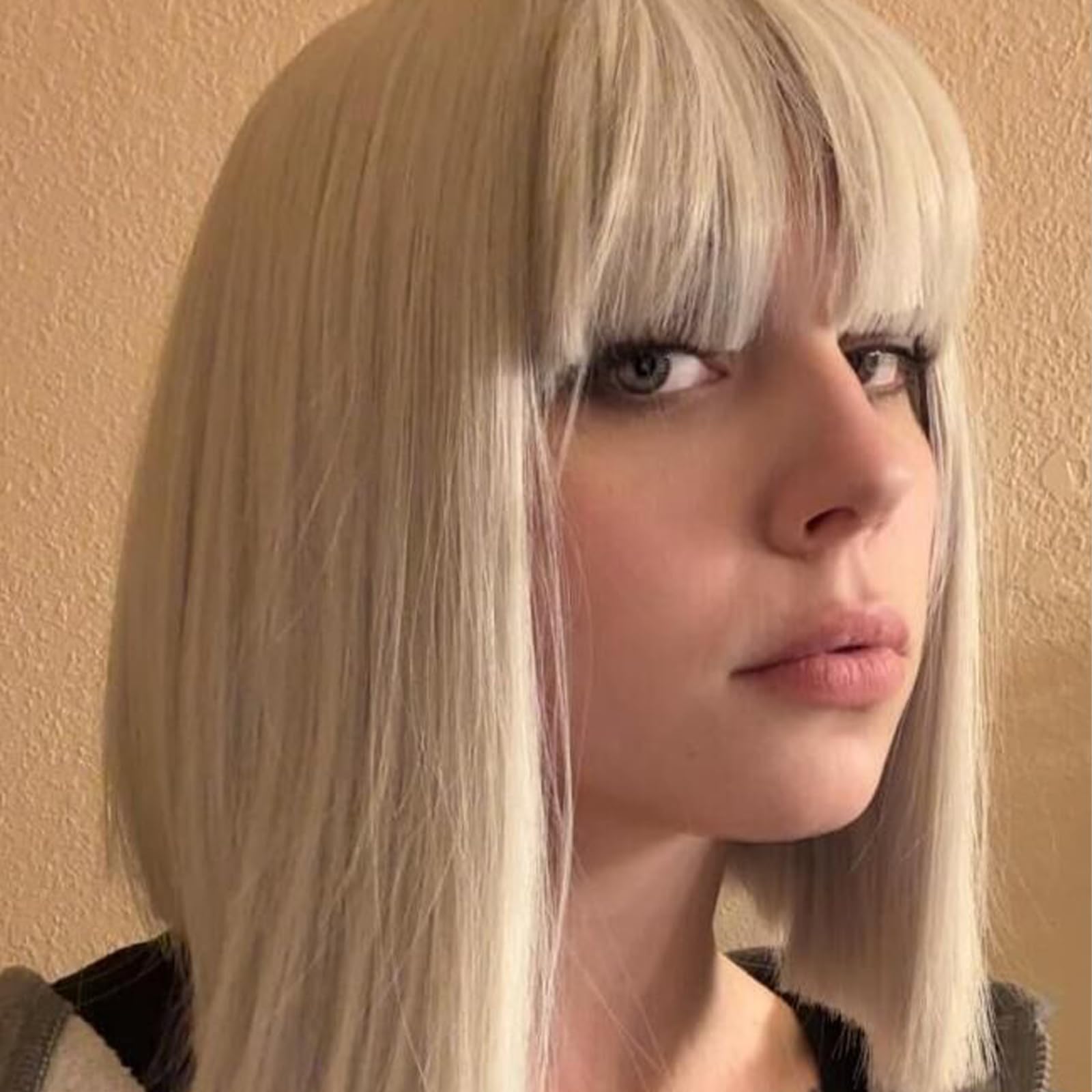 BUYOGET Silver Bob Wigs with Flat Bangs 13 Inch Striaght Shoulder Wigs for Women Cosplay Costume Party Wig