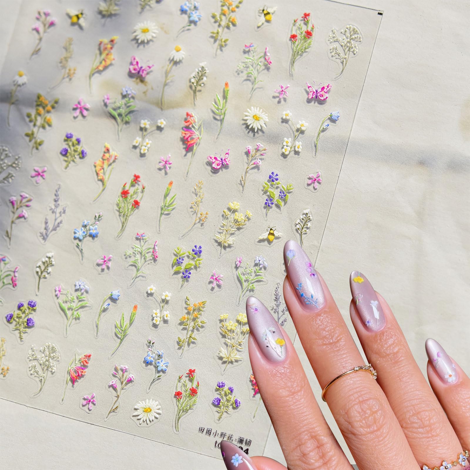 3D Nagelsticker Blumen Design (4 Blätter) – Selbstklebend, 5D Stereoeffekt, Für DIY Nagelkunst