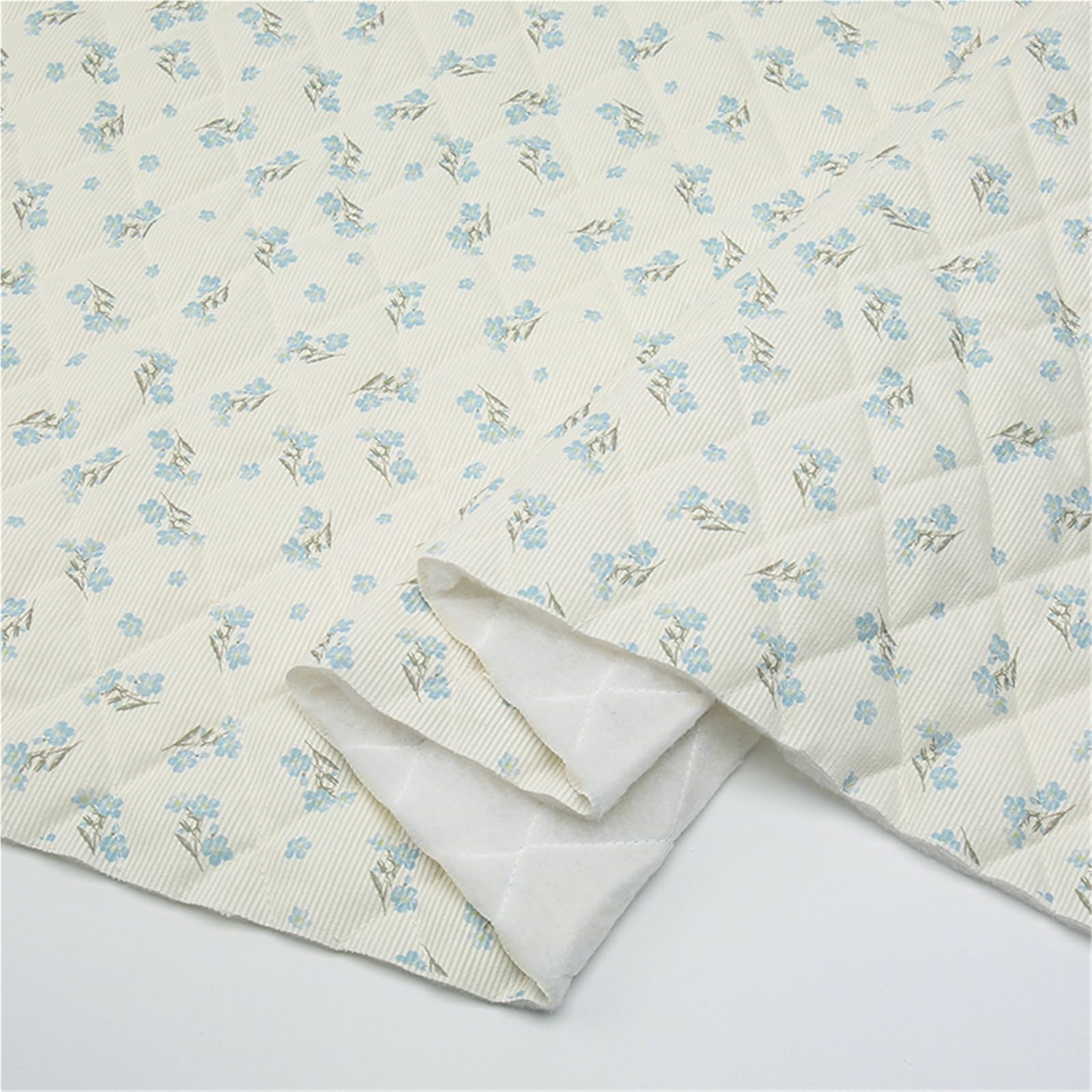 Tela Acolchada Tela acolchada de pana con estampado floral