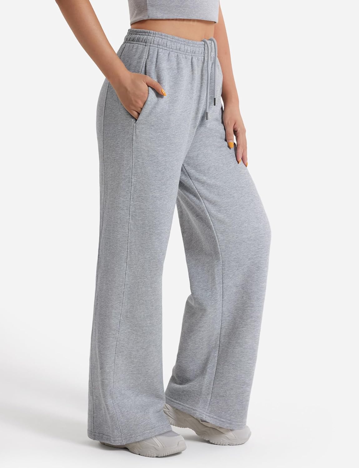 YEOREO Women's Wide Leg Sweatpants Drawstring Baggy Sweatpants Penny Fleece Lined Lounge Pants with Pockets - Image 4