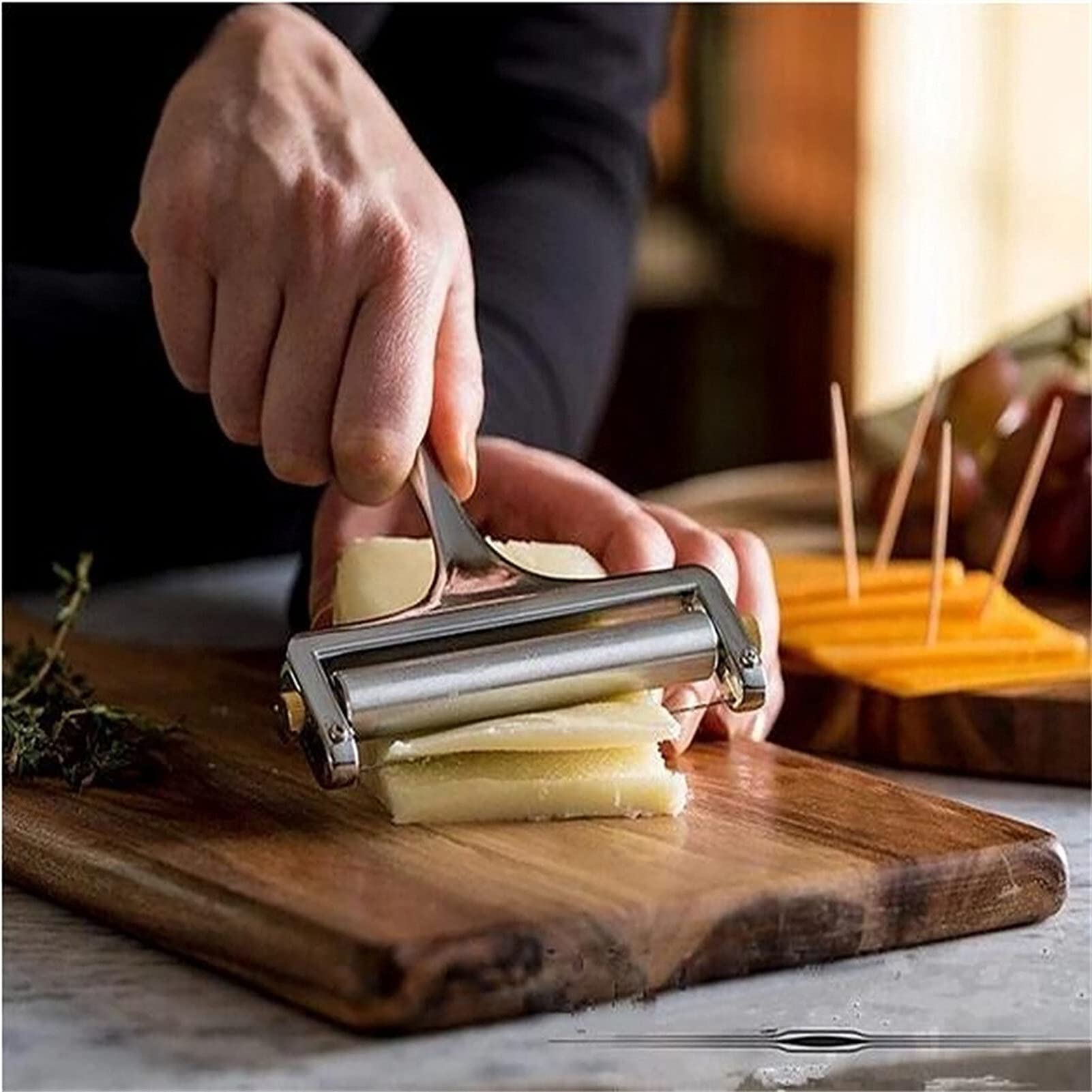 Käseschneider Käse Slicer Cutter Aluminium Einstellbare Käse Slicer Butter Reibe Nichtstick Käse Cutter Planer für Küchenschneidewerkzeuge Käsehobel