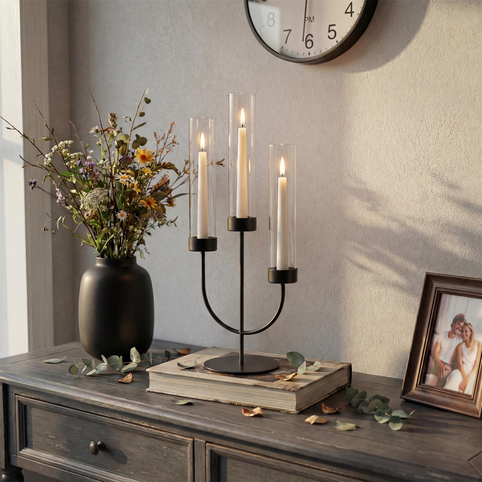 Sziqiqi Candelabro Nero: Portacandele a 3 Bracci con Vetro Hurricane per Centrotavola - Candelabro Gotico in Metallo per Decorazioni Halloween Esterno Cena Camino