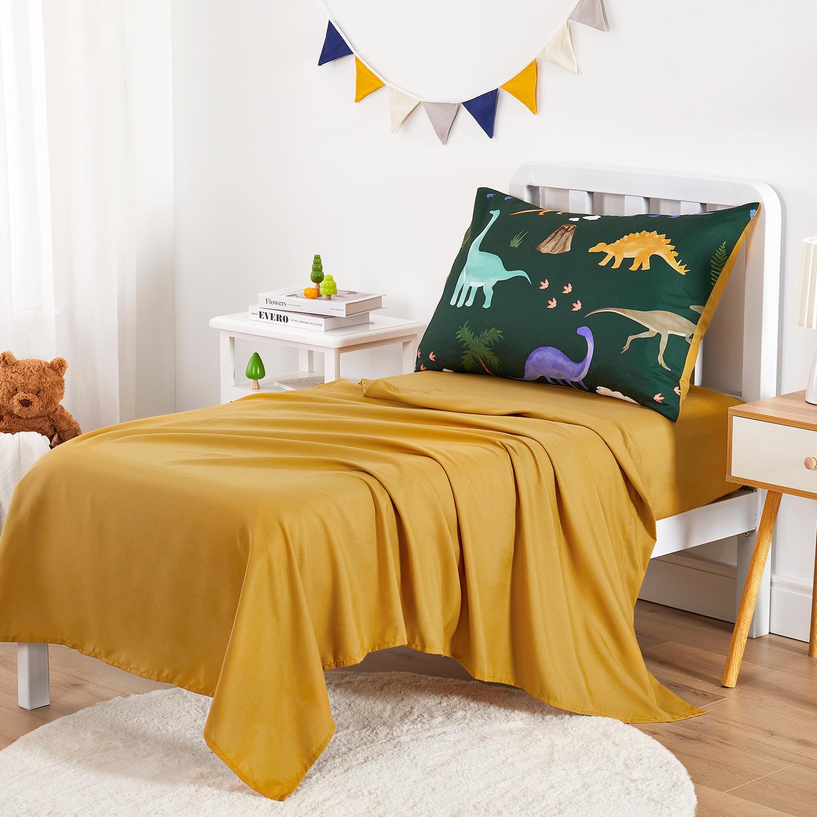 Wake In Cloud - Juego de ropa de cama para niños, juego de cama suave de 4 piezas para cuna que incluye edredón, sábana bajera, sábana encimera y funda de almohada, volcán colorido dinosaurio