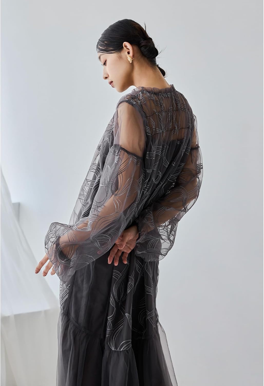 niana ニアナ リボンエンブロイダリーレイヤードドレス M-short リボン