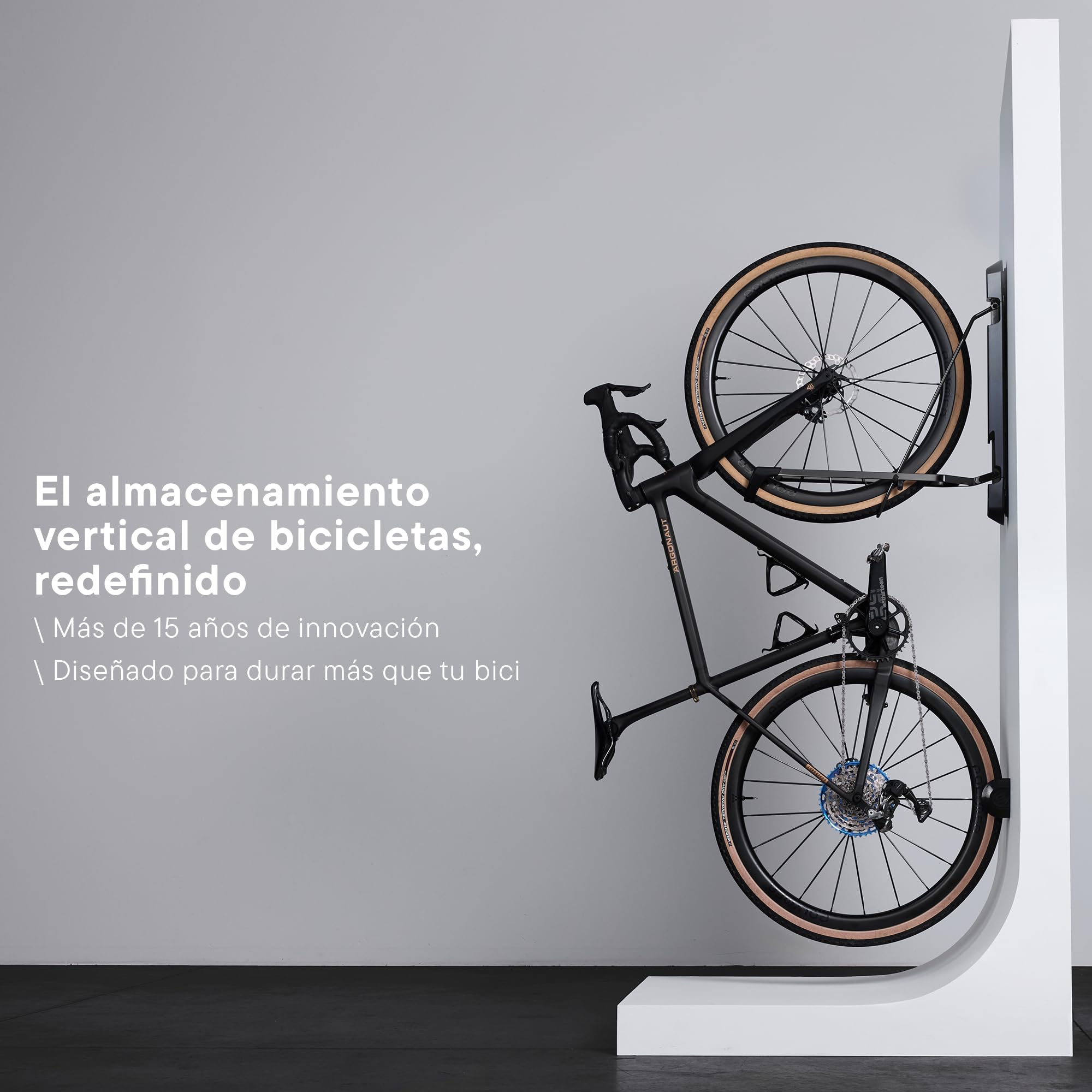 Steadyrack ProFlex Wide Portabicicletas – Soporte Vertical de Pared para Almacenamiento de Bicicletas en Casa – Apto para MTB, eMTB, Bicicletas con Guardabarros y Más – Incluye GearMate SteadySpine