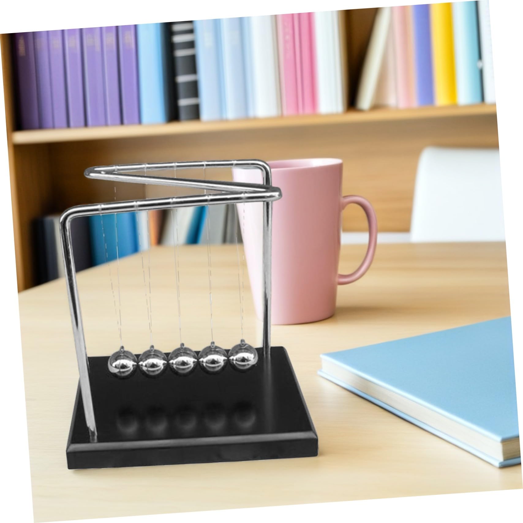YARNOW Pendule de Newton avec Boules Métalliques Démonstrateur de Mouvement Cinétique pour Bureau Jouet Éducatif de Physique et Décoration de Maison