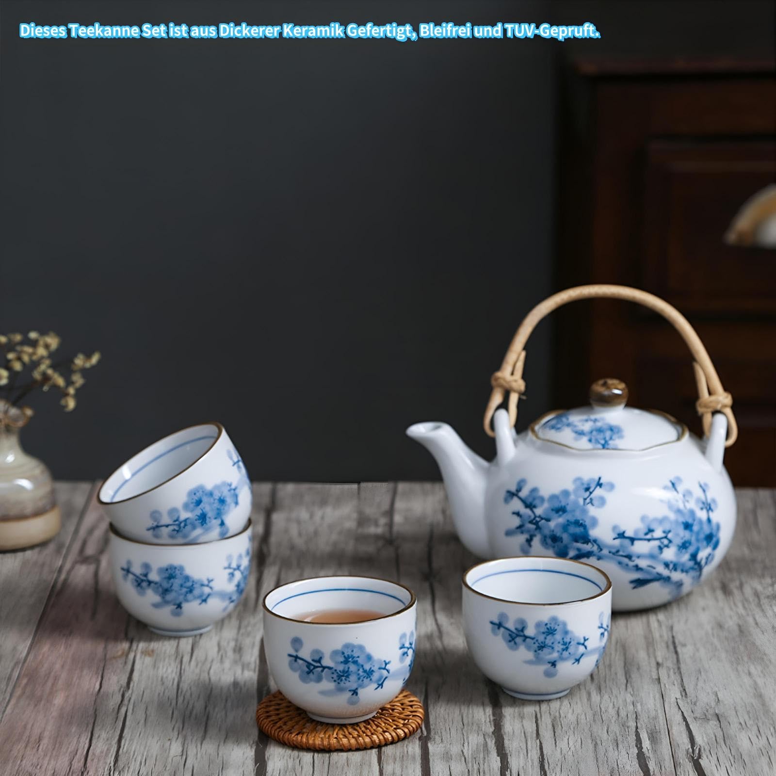 Japanisches Weißem Porzellan-Teeservice Mit Blauem Blumen-Design Teekanne Mit Rattan-Griff Teekannen Set Mit Tasse Teekanne Und 4 Teetassen Japanisches Blau und Weiß Porzellan Tee Set