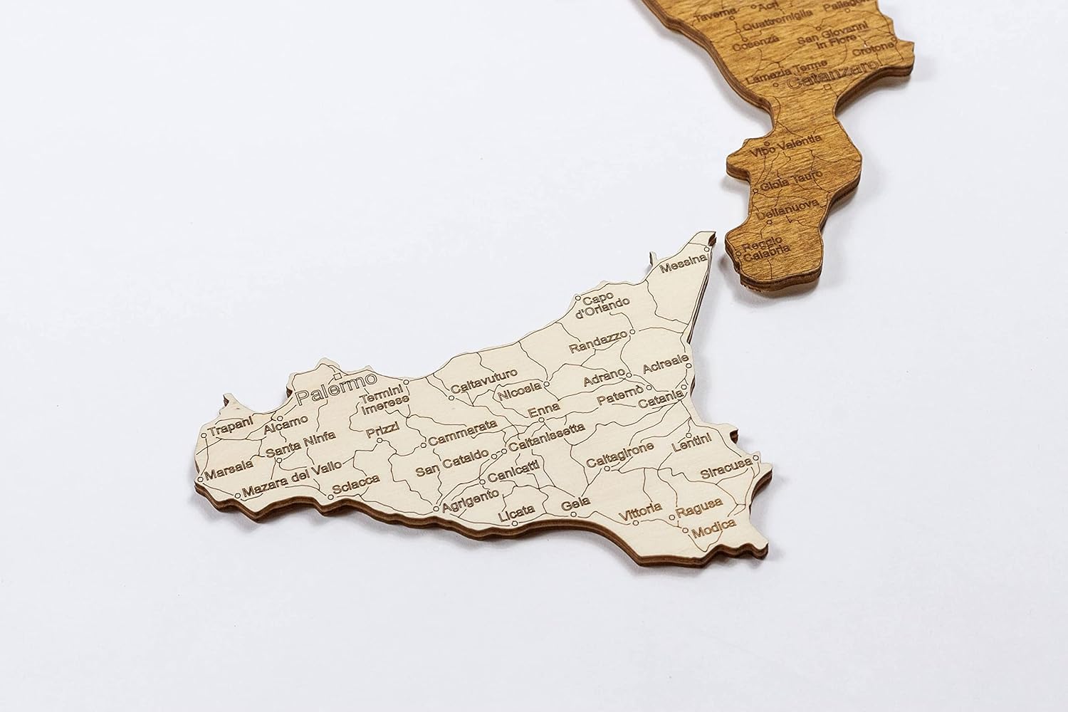 2D Wooden Map of Italy - Multilayered, Multicolour Stained Wood, Engraved Names - Wall Decoration for your office, living room, hallway (85x56 cm (33.5 x 22.05 inch))