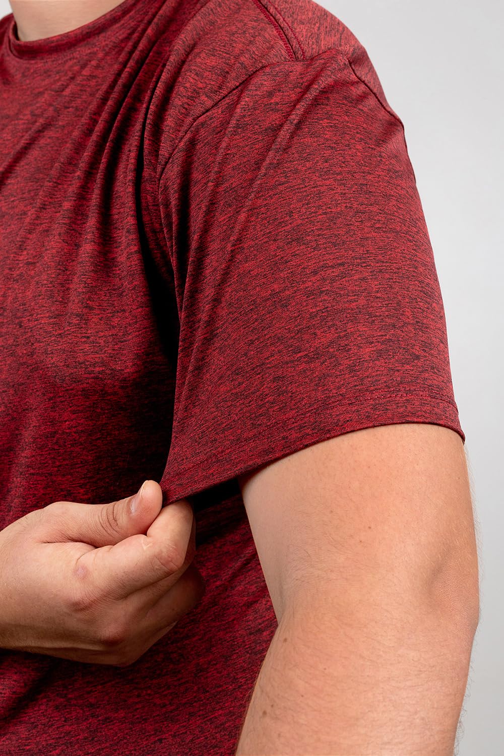 Kit 2 Camisetas Masculinas Dry Fit para Academia, Treino, Fitness, Plus Size em promoção! Veja a oferta e mais achadinhos de Camisetas 7 Hoje é o melhor dia para comprar Kit 2 Camisetas Masculinas Dry Fit para Academia, Treino, Fitness, Plus Size com aquele preço maroto! Promoção! Aproveite a oferta! 7