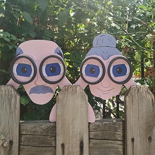 3D Nosy Neighbor Couple Fence Decoration,Lifelike Peeking Old Man Sign Lawn Outdoor,Fence Peeker Christmas Decoration Funny Old Man and Lady Yard Sign